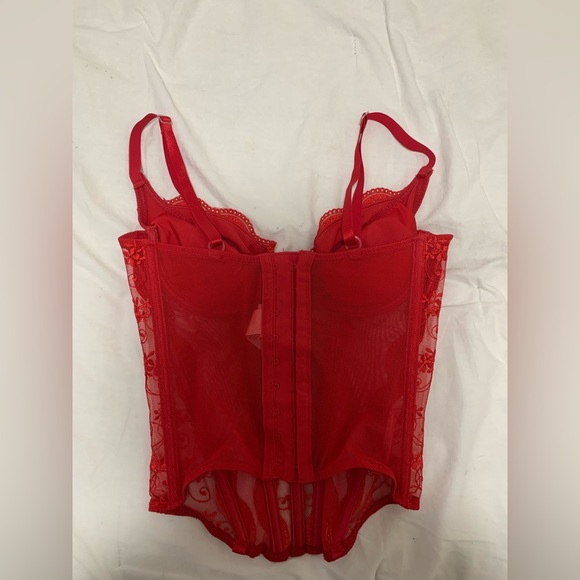 Shirley of Hollywood - Picture 2 of 4